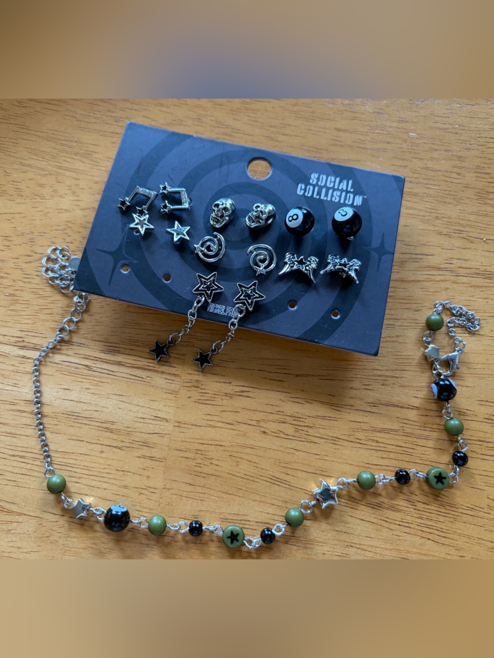 Social Collision/Hot Topic Earrings & Necklace